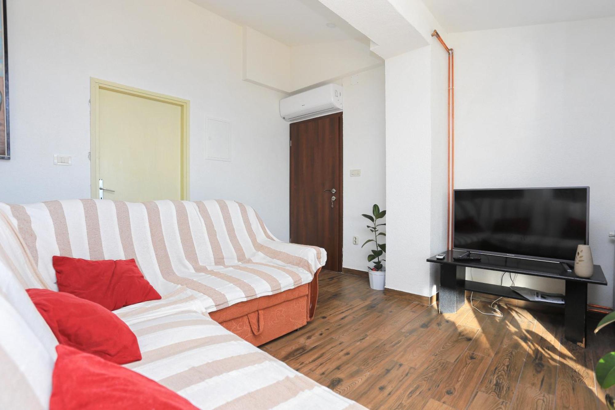 Apartments By The Sea Igrane, Makarska - 311 Bilik gambar